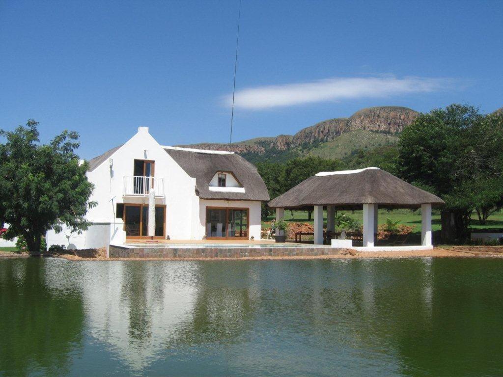 Steynshoop Self-Catering Valley Lodge Hekpoort エクステリア 写真